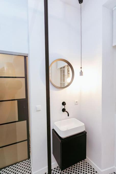 Charming Apartment Next To The Old Town! Варшава Экстерьер фото