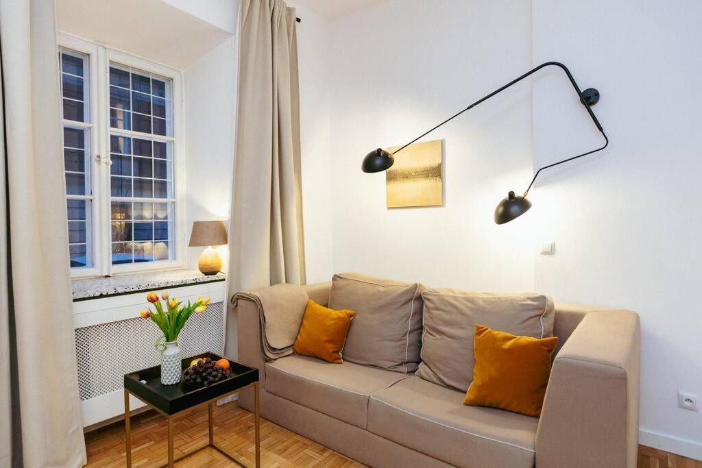 Charming Apartment Next To The Old Town! Варшава Экстерьер фото