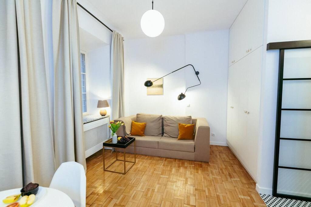 Charming Apartment Next To The Old Town! Варшава Экстерьер фото